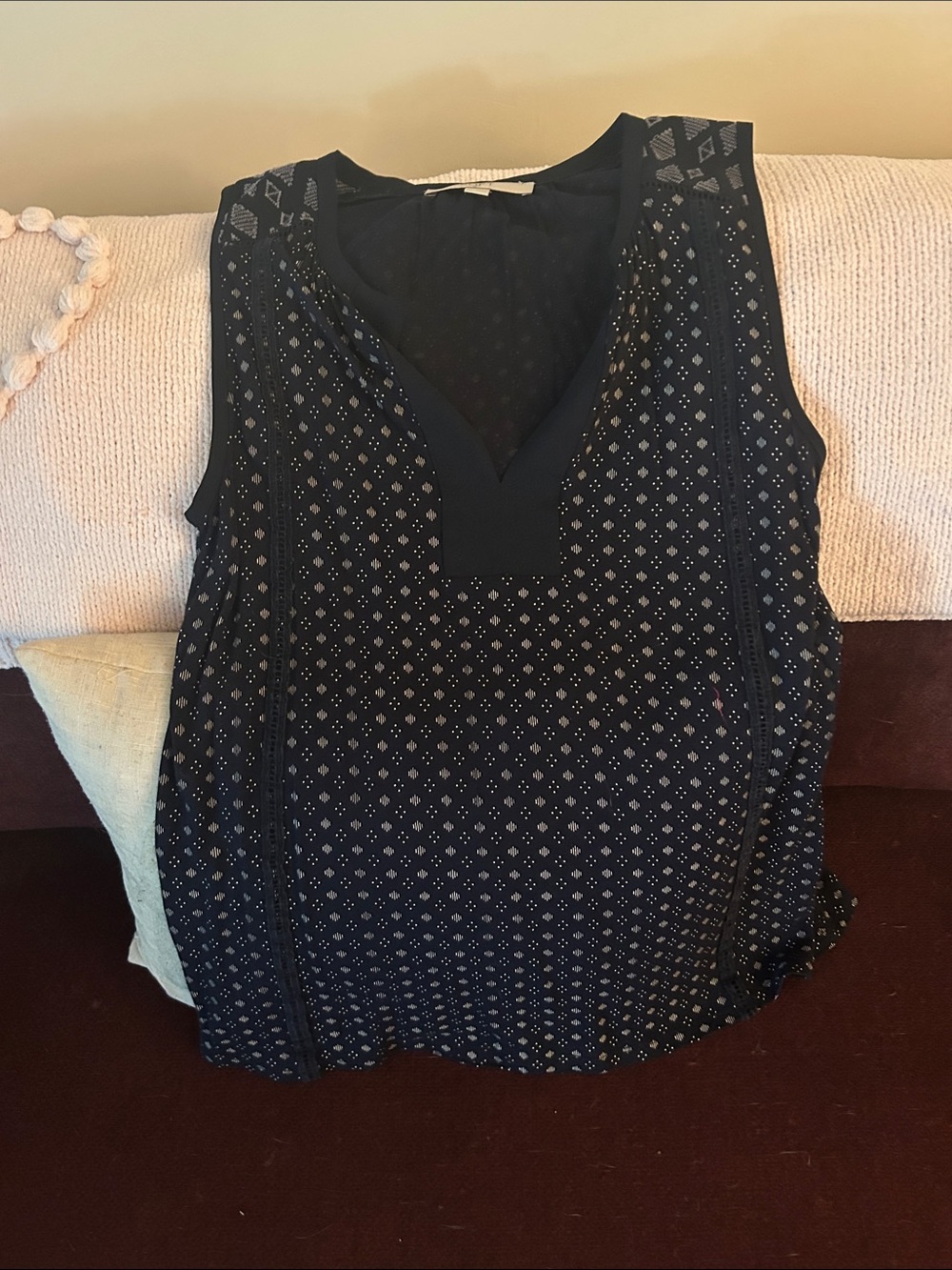 LOFT Navy Printed Sleeveless V-Neck Blouse